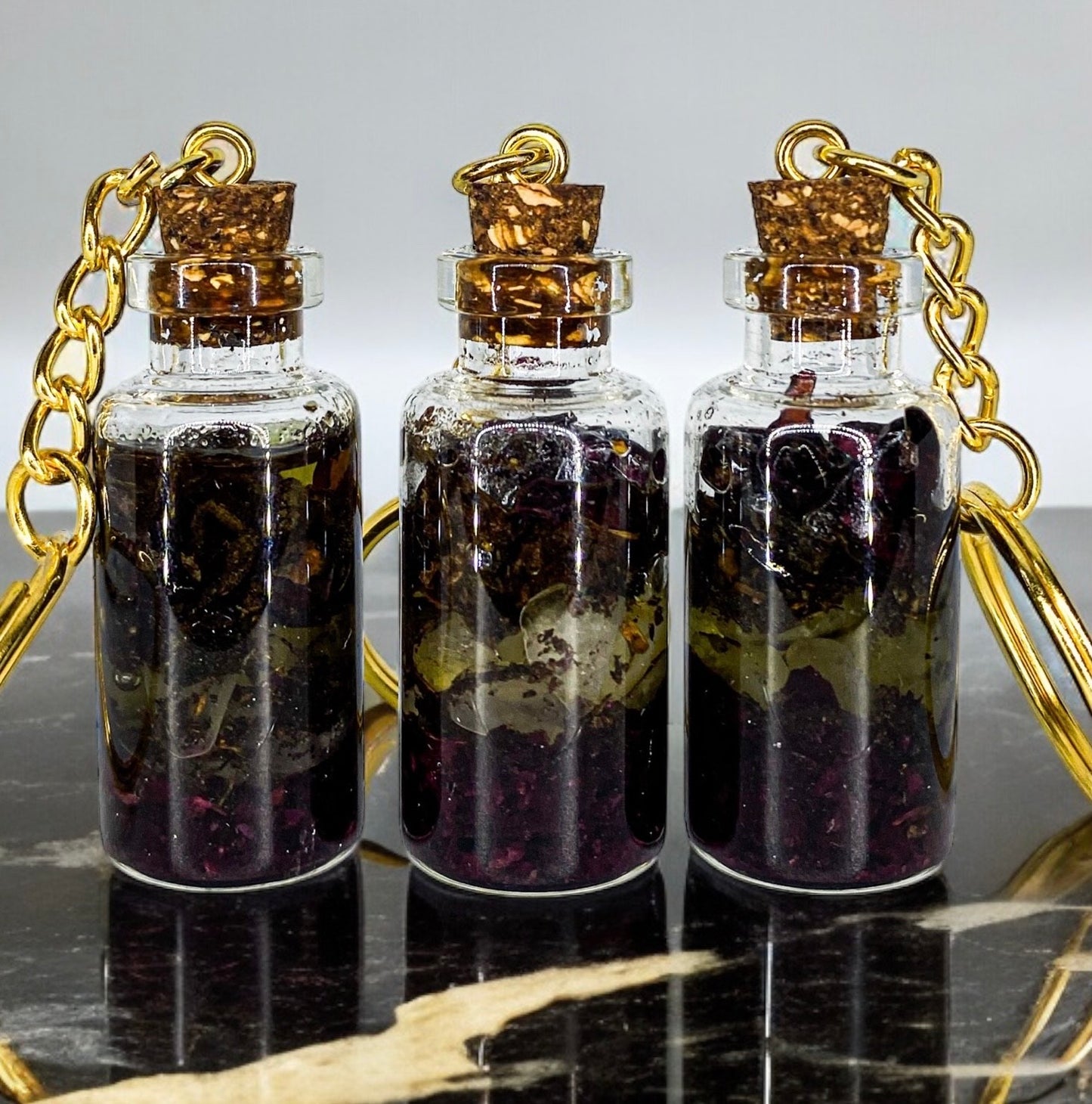 Love & Lust Keychain | Handmade Crystal & Herb Charm – Nibiru Beauty