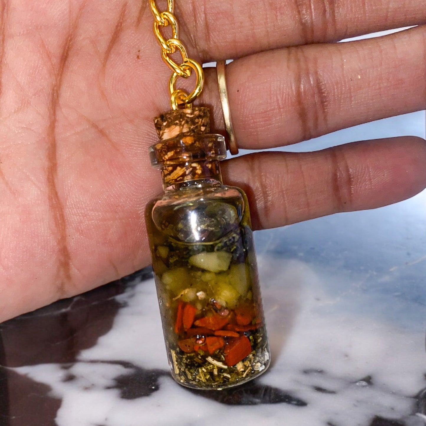Motivation Keychain | Handmade Crystal & Herb Charm – Nibiru Beauty