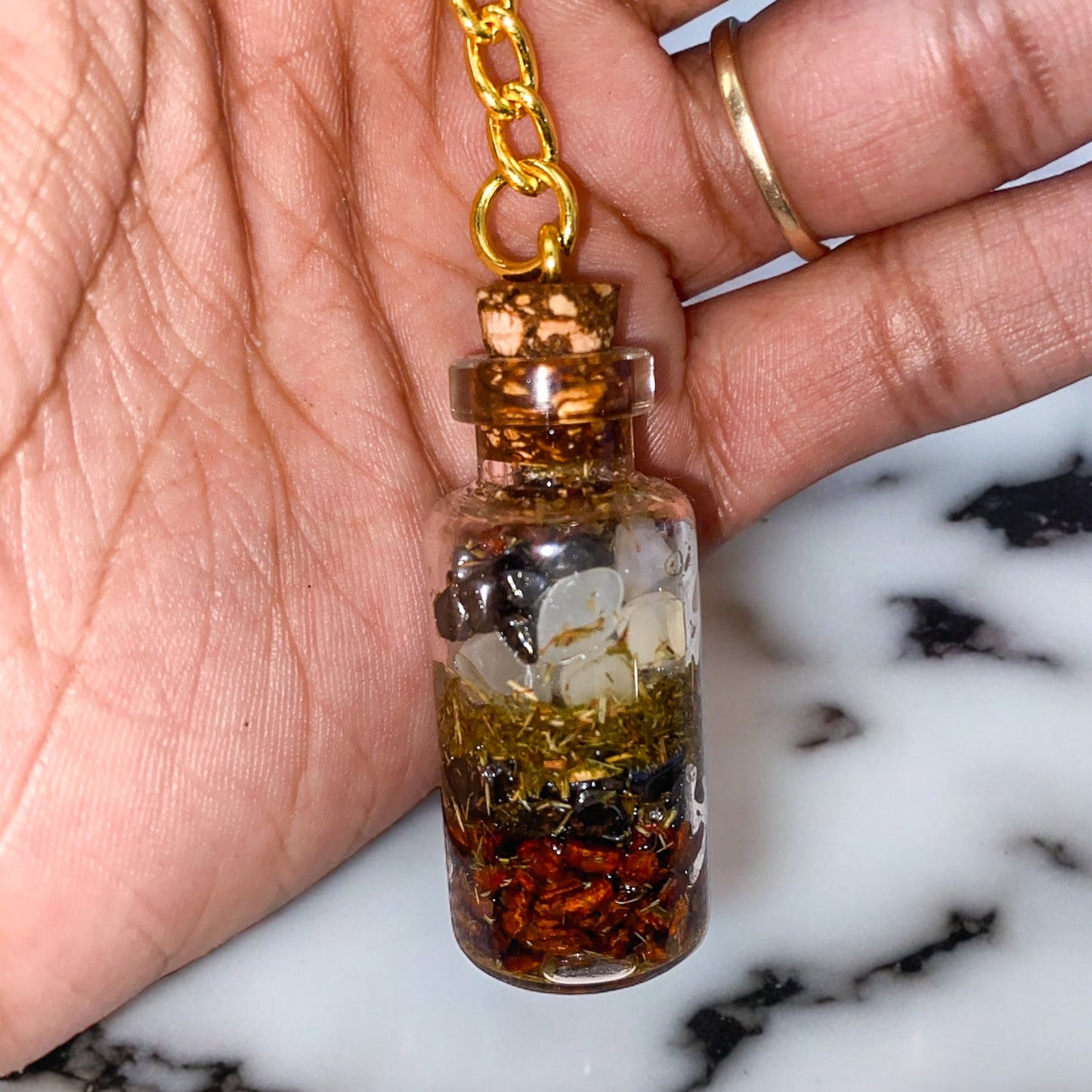 Peace & Prosperity Keychain | Handmade Crystal & Herb Charm – Nibiru Beauty